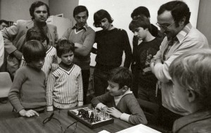 Atelier & jeu libre du mercredi soir @ Maison de Quartier de la Grette-Butte