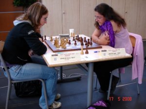 Atelier & jeu libre du mercredi soir @ Maison de Quartier de la Grette-Butte