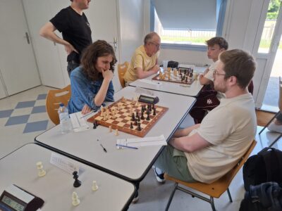 Atelier & jeu libre du mercredi soir @ Maison de Quartier de la Grette-Butte